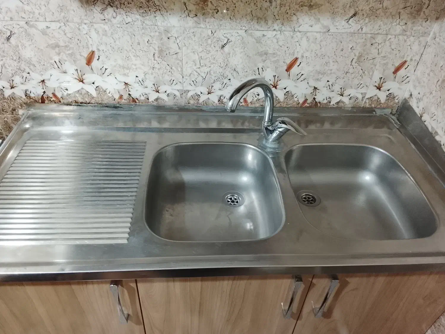 کابینت ظرفشویی همراه با سینک وشیر|مصالح و تجهیزات ساختمان|تبریز, |دیوار