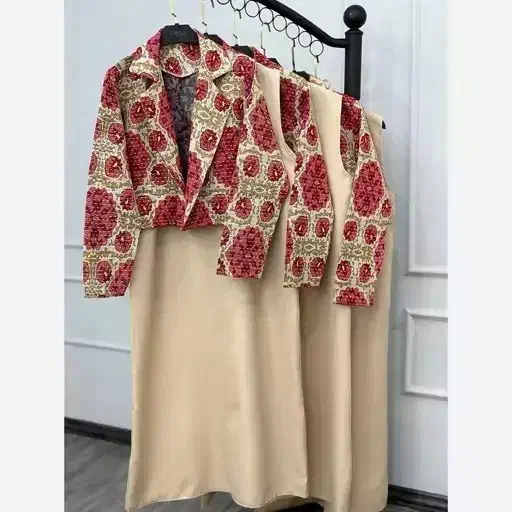 پیراهن یلدایی|لباس|اصفهان, شیخ اشراق|دیوار