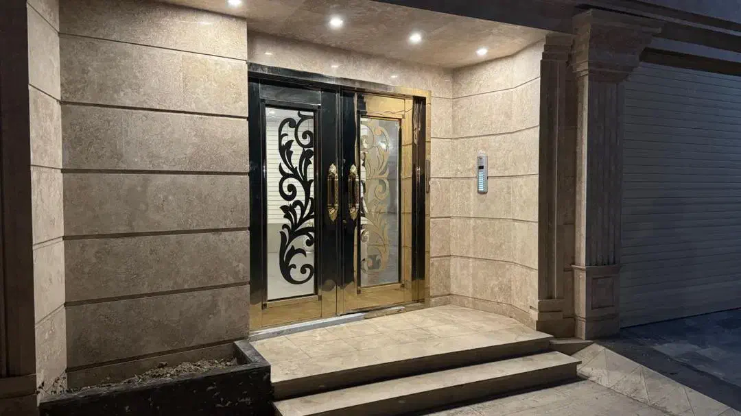 همافران واحد۱۴۲متری سه خوابه/کلیدنخورده/نما رومی|فروش آپارتمان|نوشهر, |دیوار