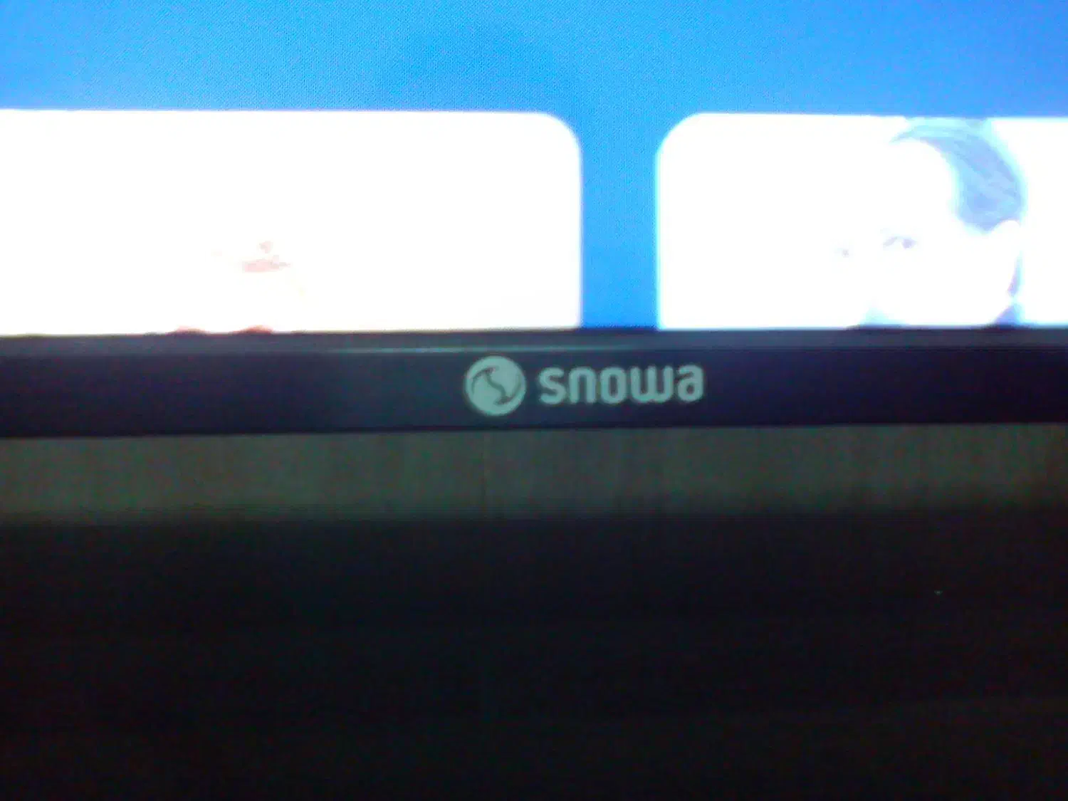 تلویزیون اسنوا ۵۰ اینچ چادرماشین نیسان وایبنه بغل|تلویزیون و پروژکتور|بروجرد, |دیوار