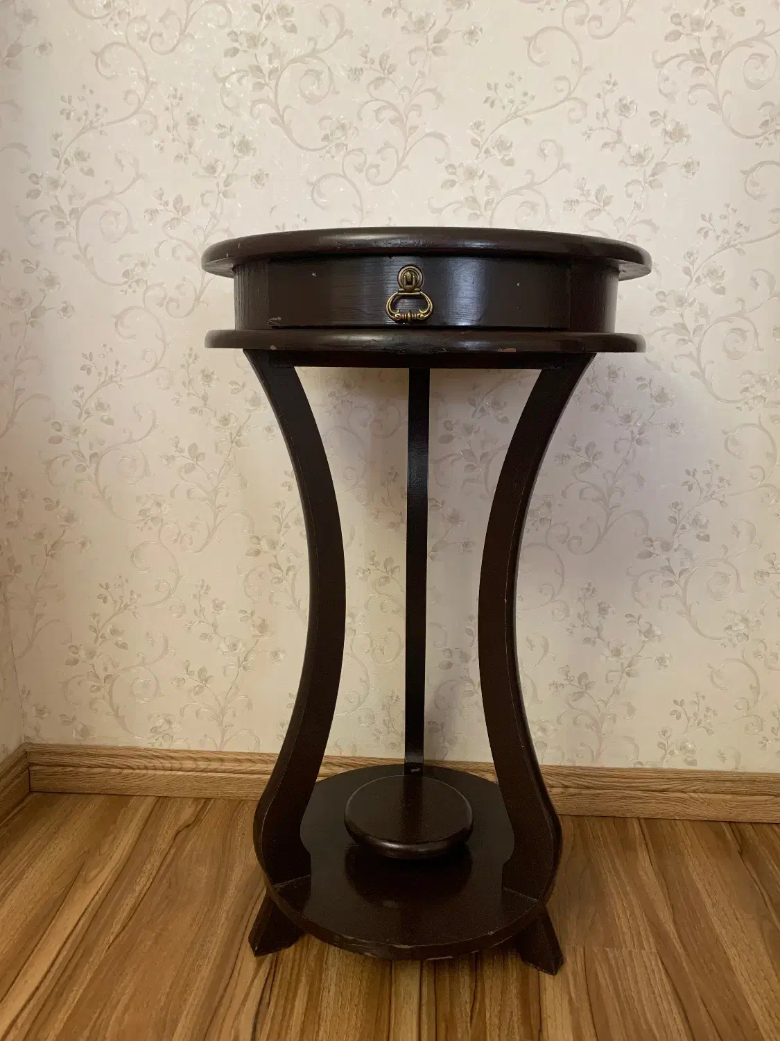 میز تلفن|میز تلفن|ابهر, |دیوار