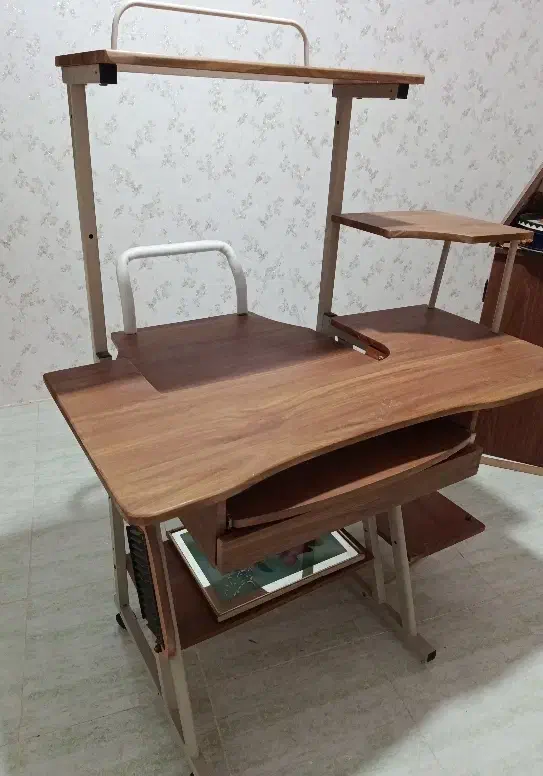 میز کامپیوتر طرح چوب|میز تحریر و کامپیوتر|بندرعباس, |دیوار