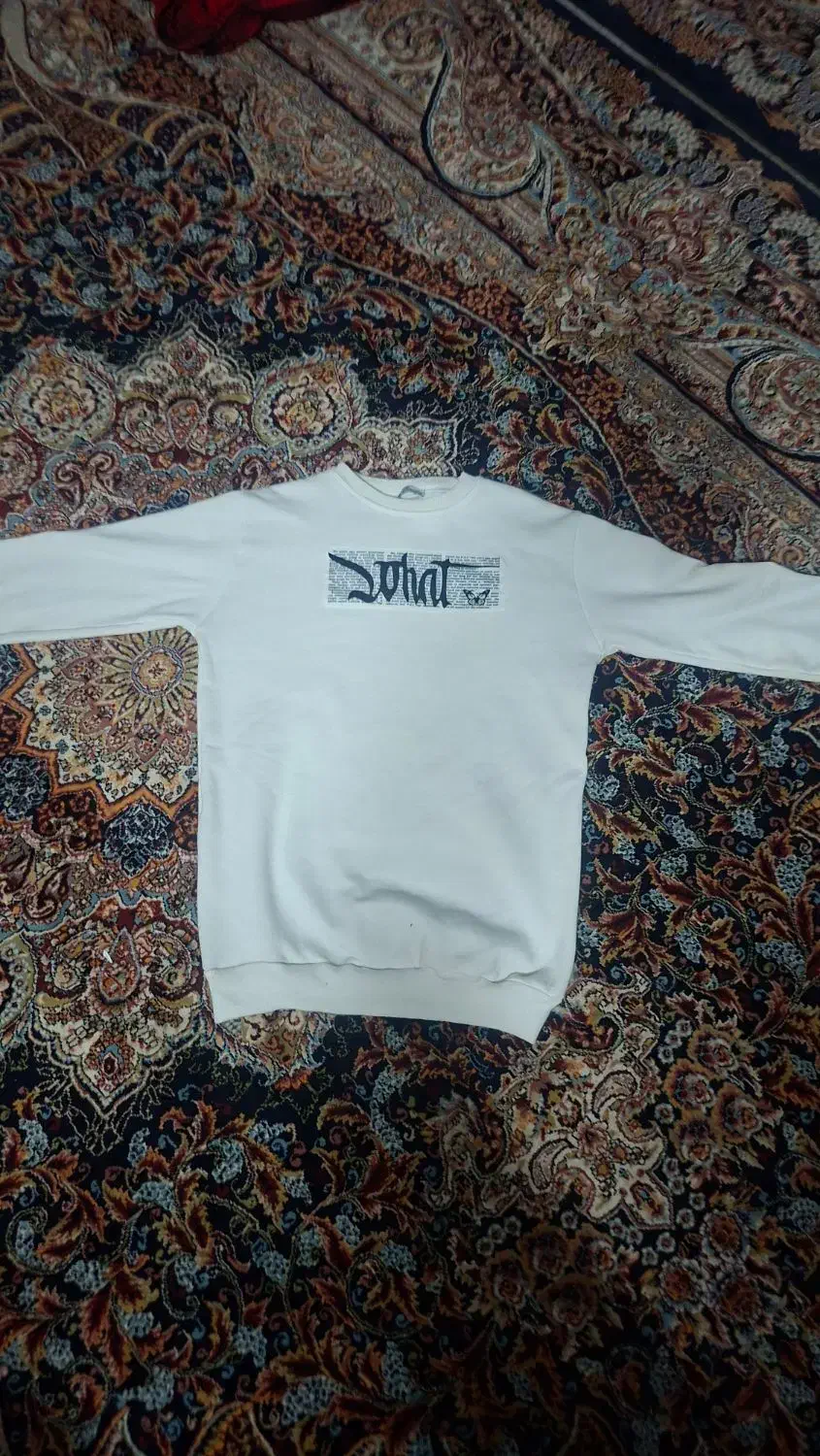 دورس سفید|لباس|کاشان, پشت شهربانی|دیوار