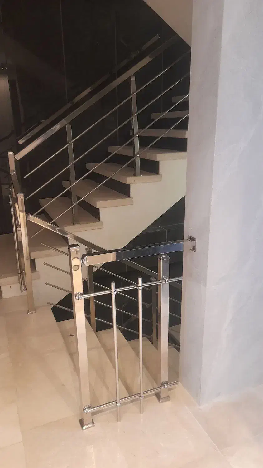 نرده استیل ***|خدمات پیشه و مهارت|گرمدره, |دیوار