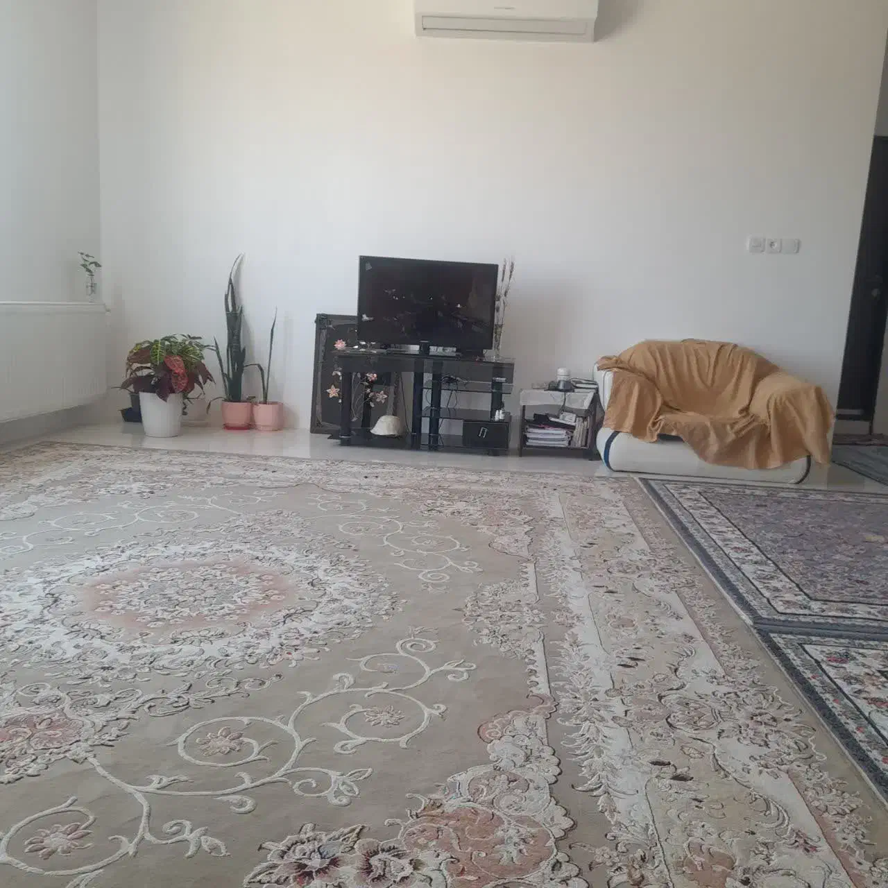 منزل نوساز قایم آباد|اجارهٔ آپارتمان|کرمان, |دیوار