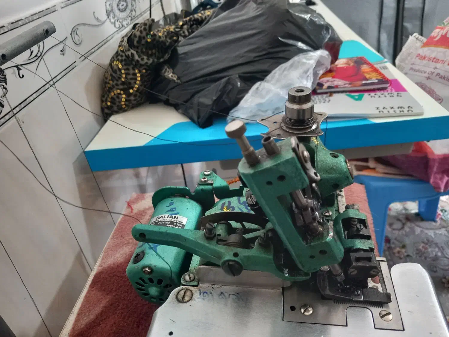 چرخ خیاطی|چرخ خیاطی و ریسندگی|دشت ذهاب, |دیوار