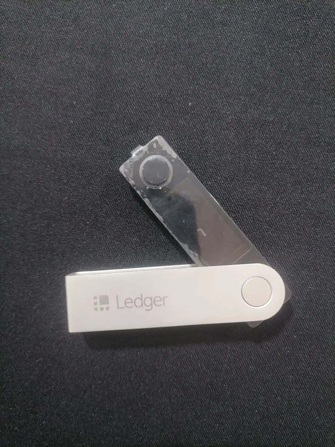 لجر نانو ایکس. leger nano x کیف پول ارز|لوازم جانبی موبایل و تبلت|همدان, |دیوار