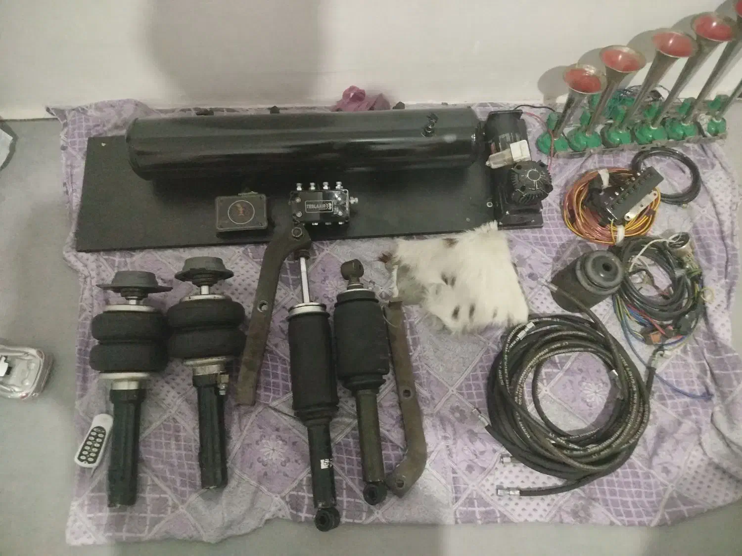 پنوماتیک پژو|قطعات یدکی و لوازم جانبی|بهارستان, |دیوار