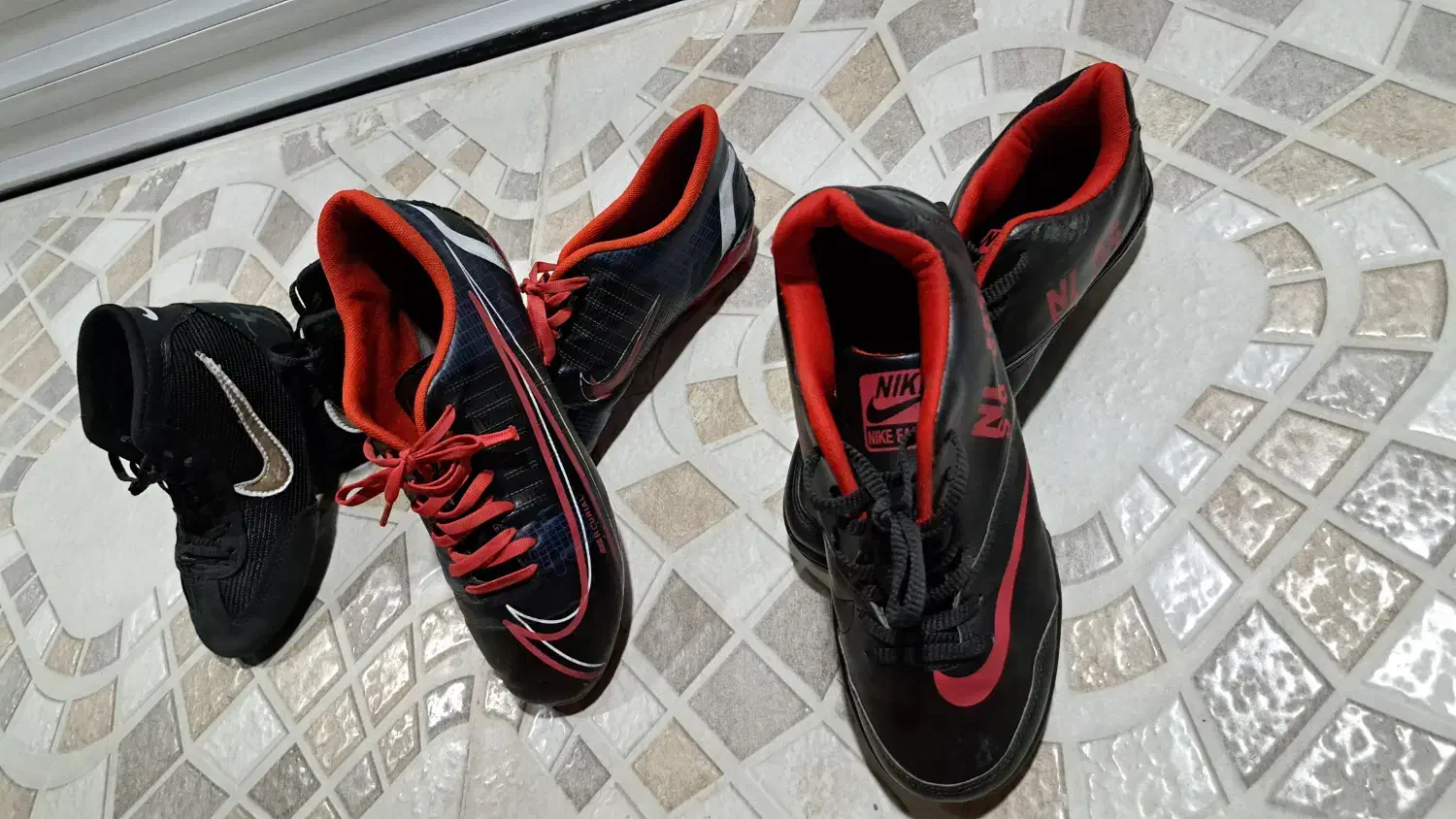 کفش کتونی ورزشی|کیف، کفش، کمربند|سرپل ذهاب, |دیوار