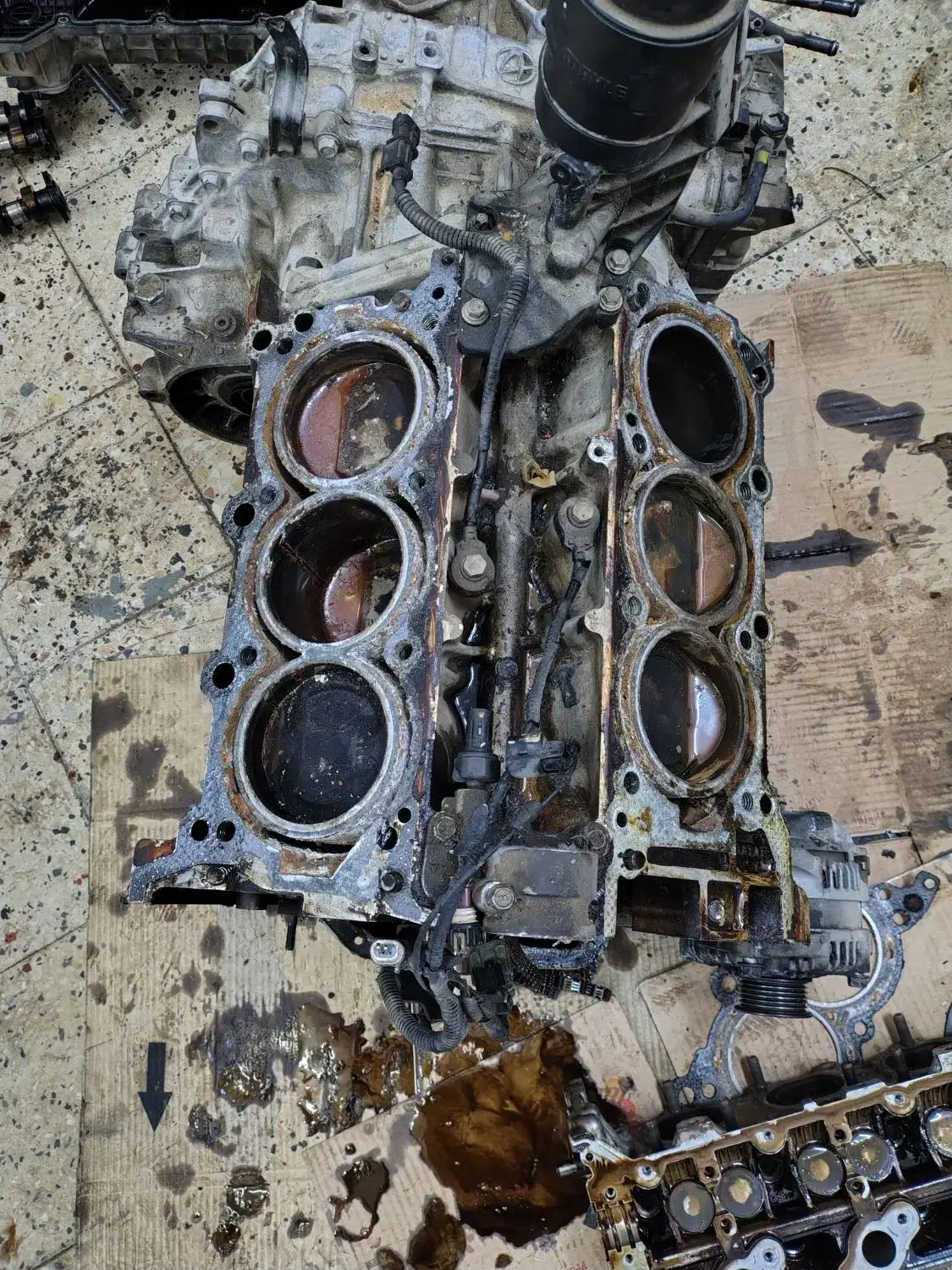 تعمیرگاه تخصصی خودروهای وارداتی ژاپن کره ای چینی|خدمات موتور و ماشین|مشهد, آزادشهر|دیوار