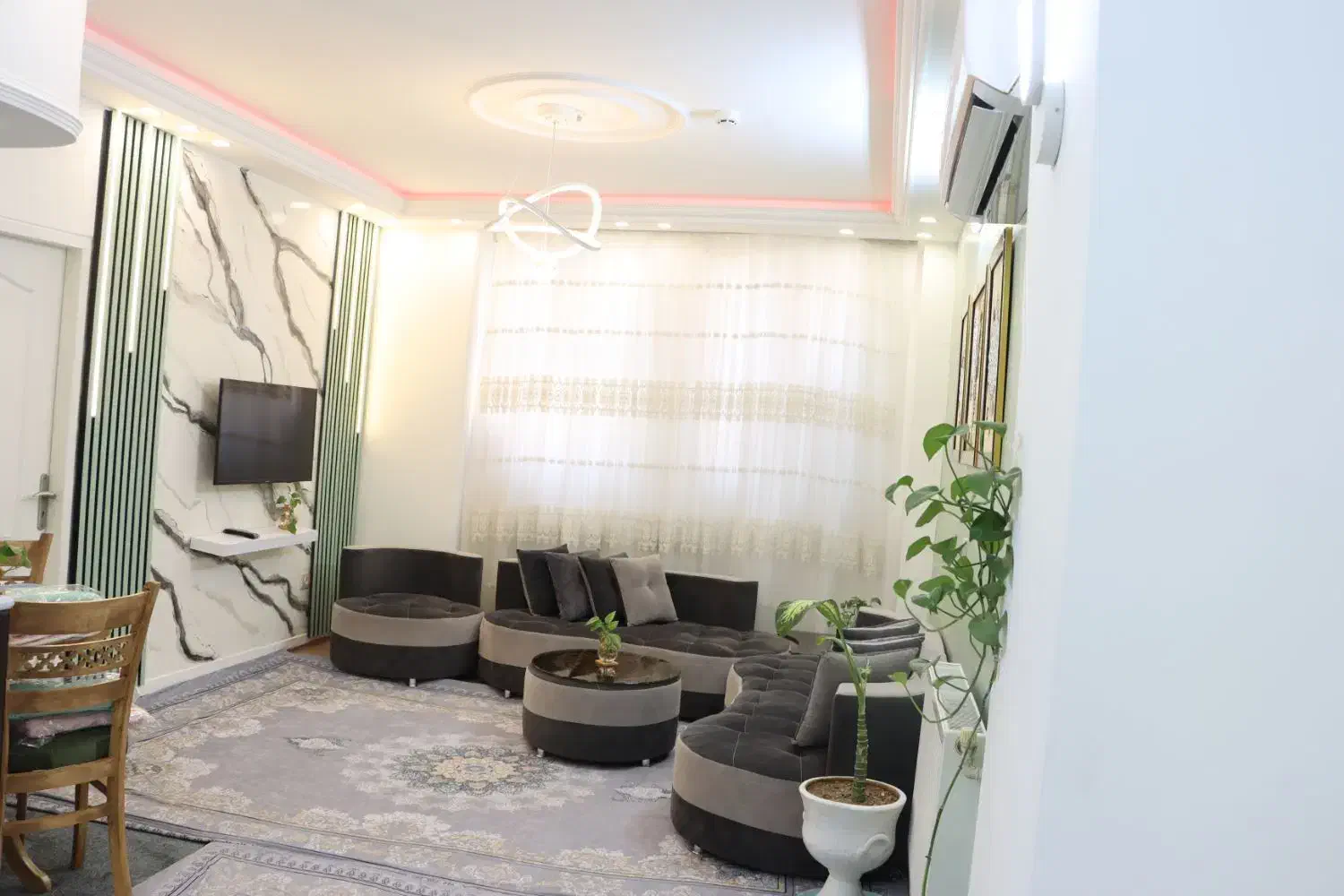 آپارتمان شیک و تمیز پردیسان|اجارهٔ کوتاهمدت آپارتمان و سوئیت|قم, پردیسان|دیوار