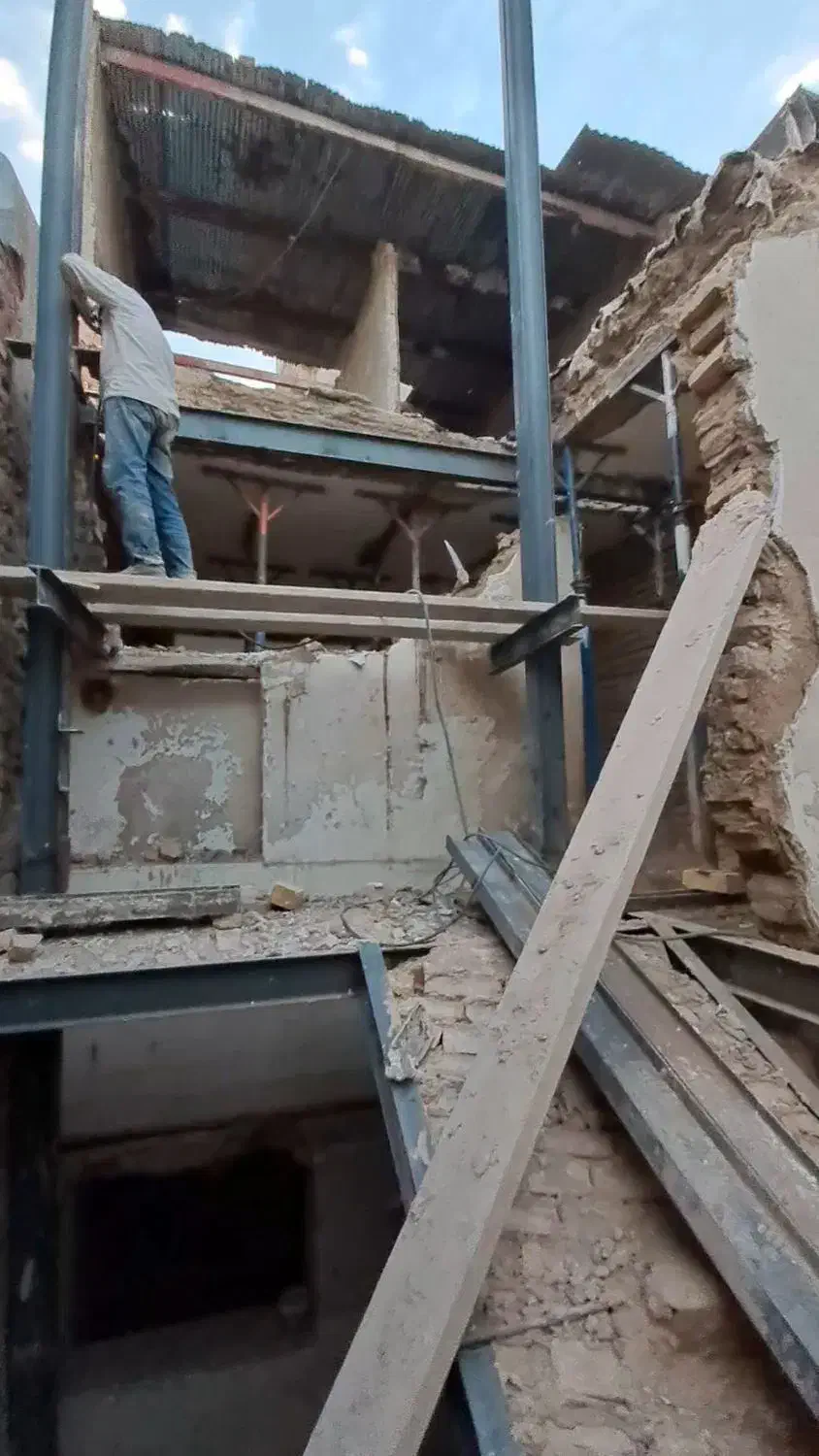 پیمانکاری تخریبکاری بازسازی نوسازی سیمانکاربنا|خدمات پیشه و مهارت|قرچک, شهرک گلها|دیوار