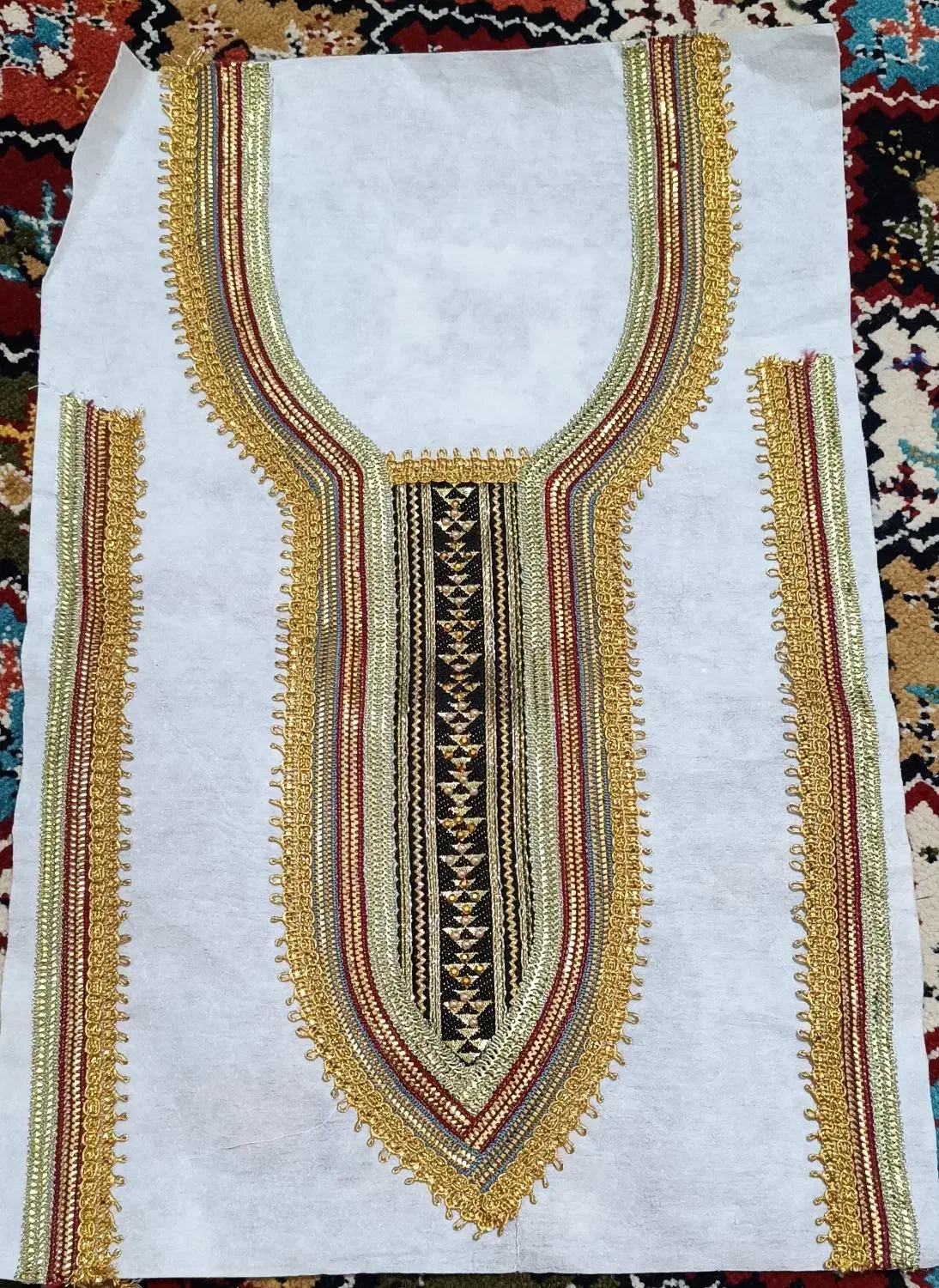 خرج کار و اپلیکه و پنل لباس بندری نو|لوازم خیاطی و بافتنی|کرمان, |دیوار