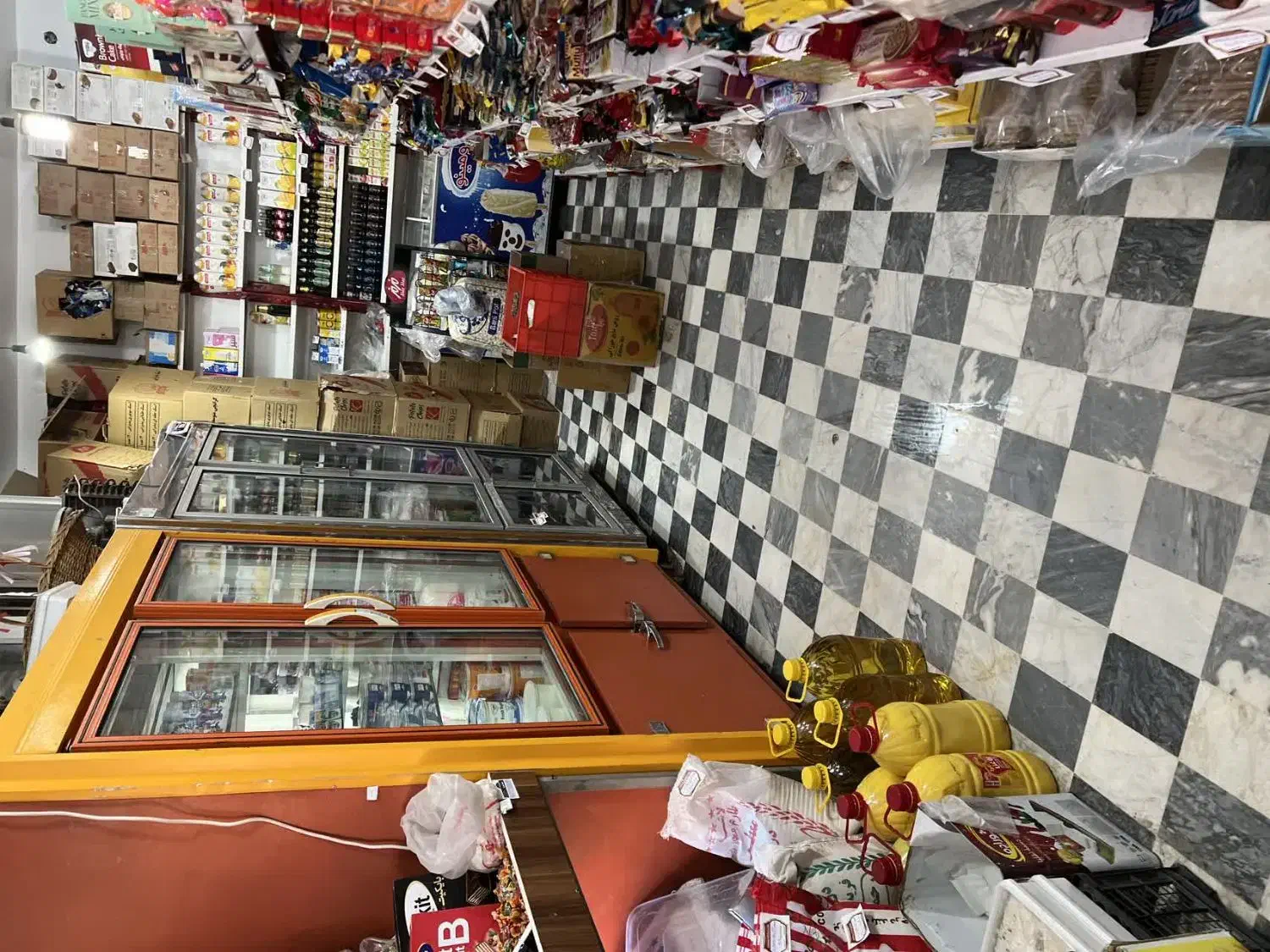 مغازه با لوازم داخل اجاره ای|اجارهٔ مغازه و غرفه|قم, شهرک امام حسین|دیوار