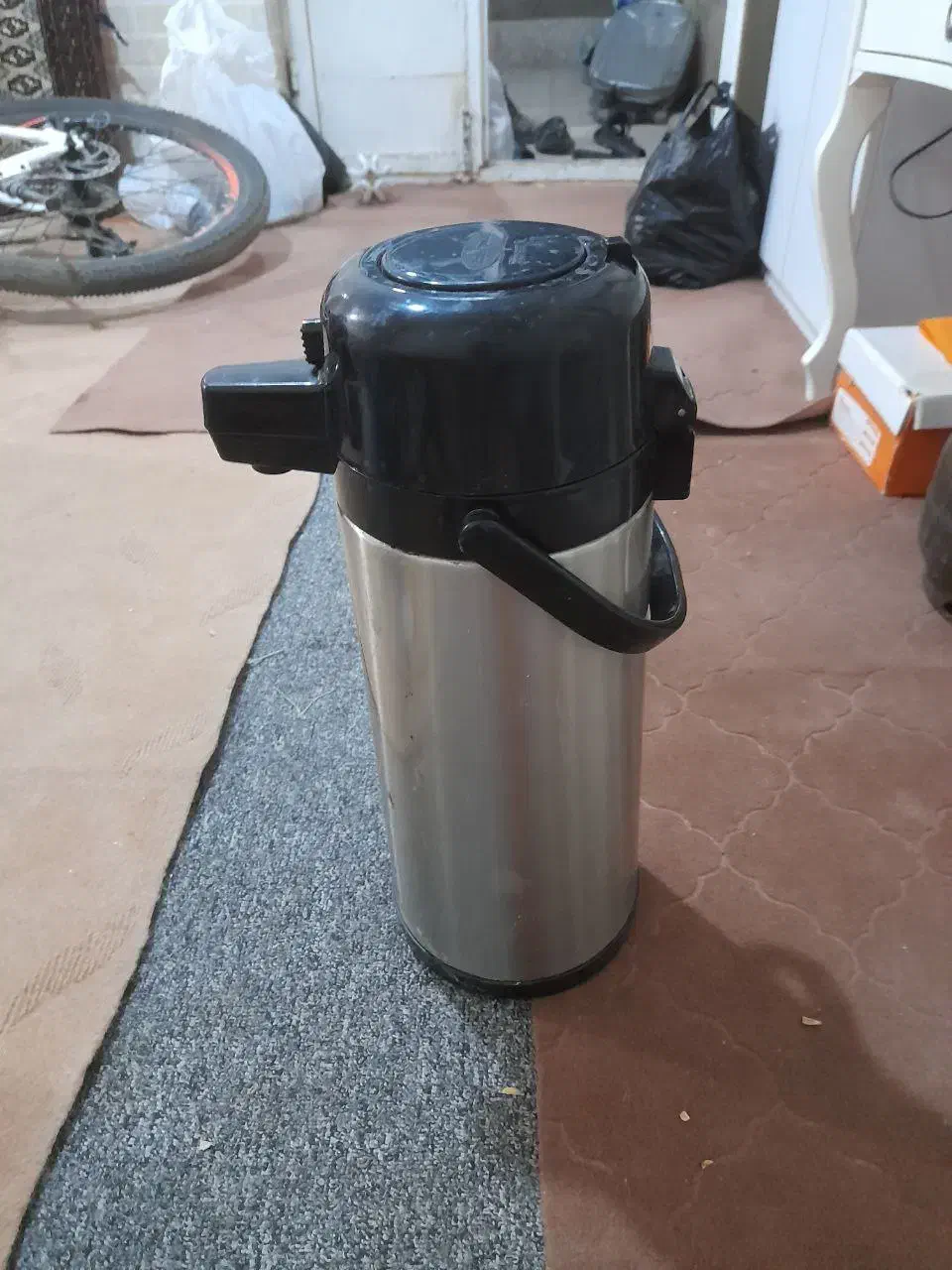 فلاکس بزرگ|ظروف نگهدارنده، پلاستیکی، یک‌بارمصرف|قائن, |دیوار