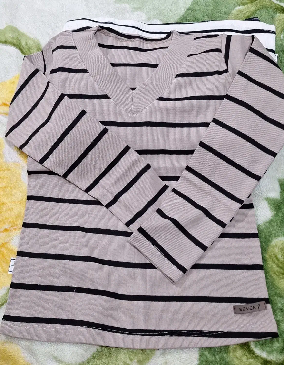 بلوز آستین بلند کبریتی|لباس|کازرون, |دیوار