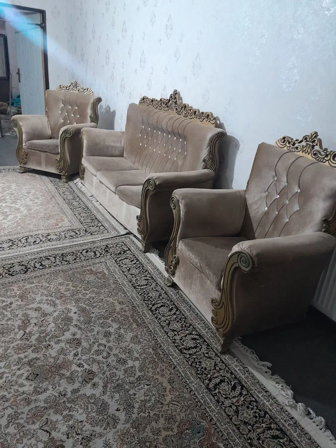 مبل|مبلمان خانگی و میز عسلی|رباط‌کریم, نصیرشهر|دیوار