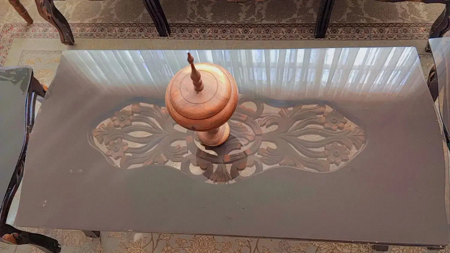 مبل سلطنتی 9نفره سالم|مبلمان خانگی و میز عسلی|تربتحیدریه, آغوی|دیوار