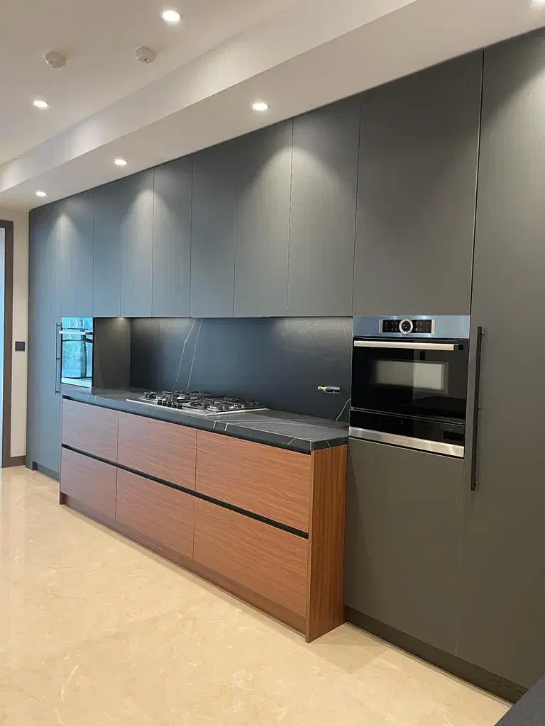 بالای کاج ۲۶۰ متر ۳ خوابه فول مشاعات