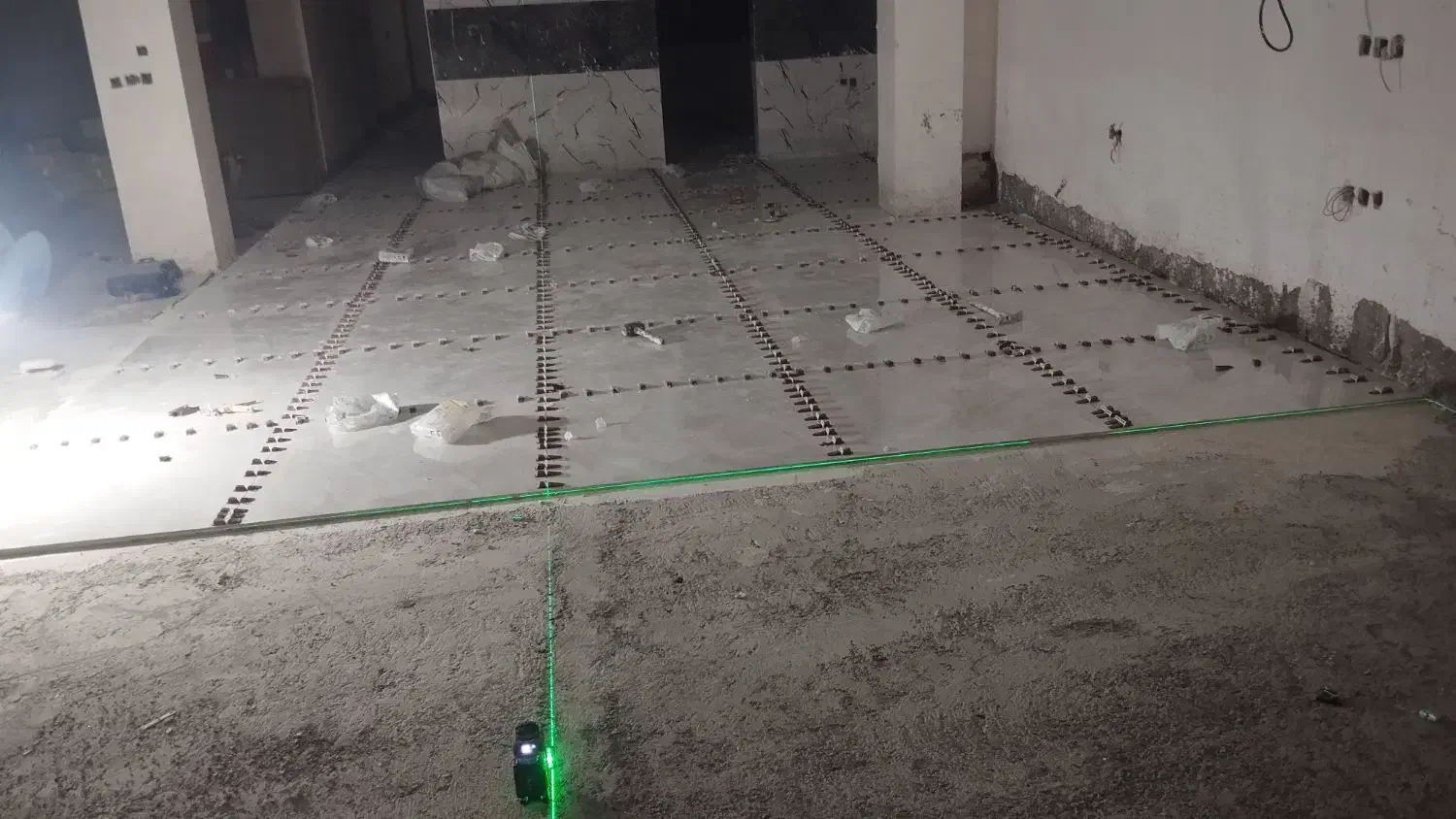 شاگرد کاشیکار|استخدام معماری، عمران و ساختمانی|چابهار, |دیوار