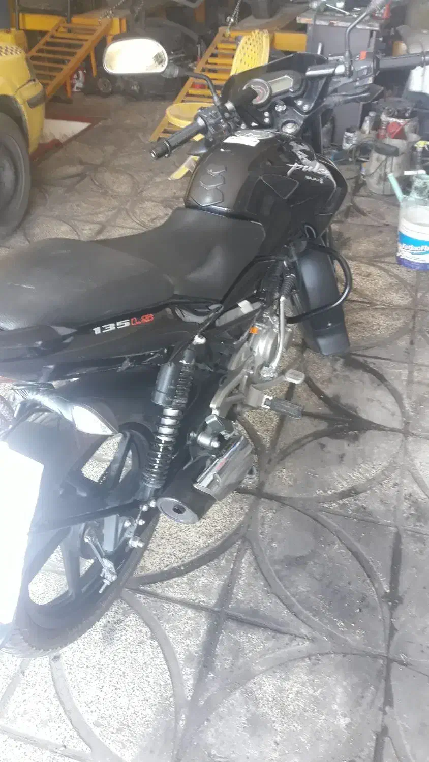 پالس۱۳۵ کارکرد ۸۰۰۰ واقعی درحد صفر مدل ۹۵|موتورسیکلت|کرج, شهرک بنفشه|دیوار