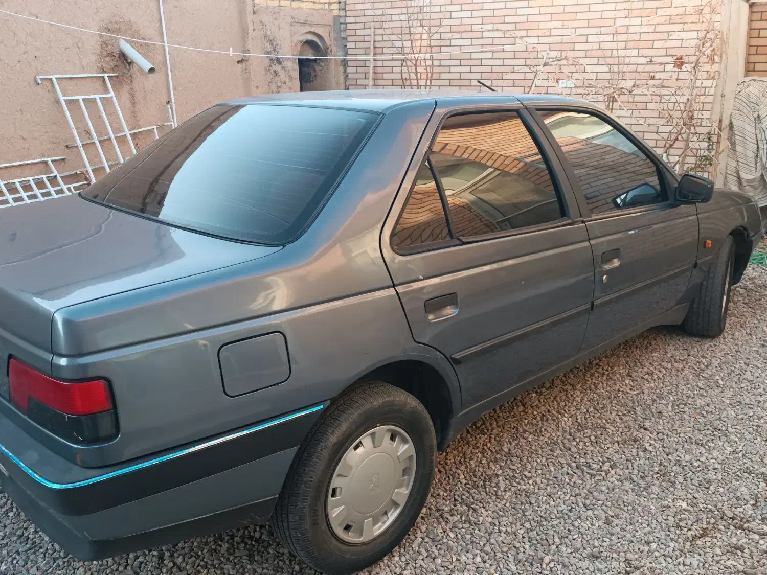 پژو 405 مدل 98|خودرو سواری و وانت|اصفهان, بهارستان|دیوار