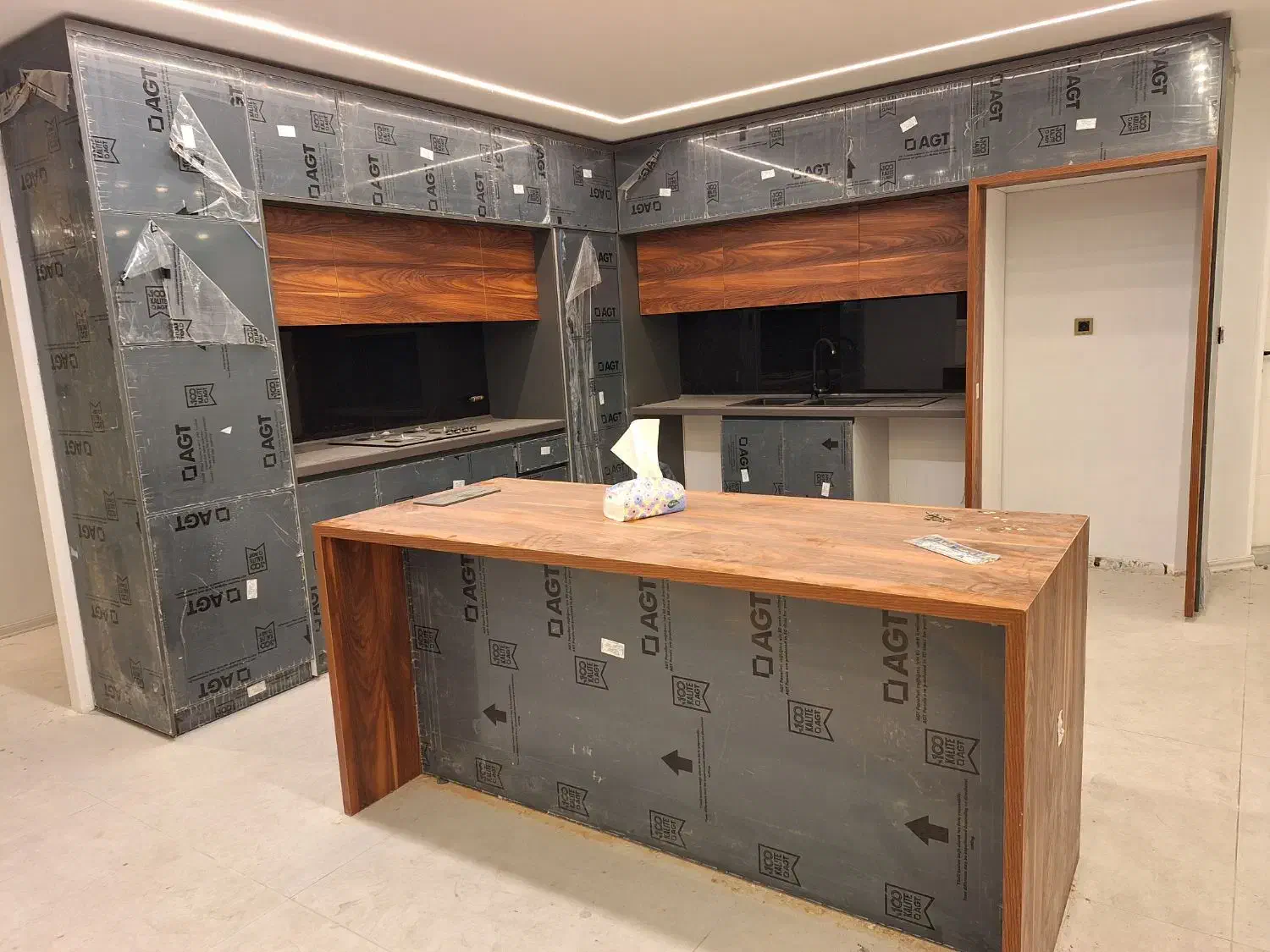 فروش کابینت هایگلاس ترک پله ای آماده نصب|مصالح و تجهیزات ساختمان|شیراز, ارم|دیوار