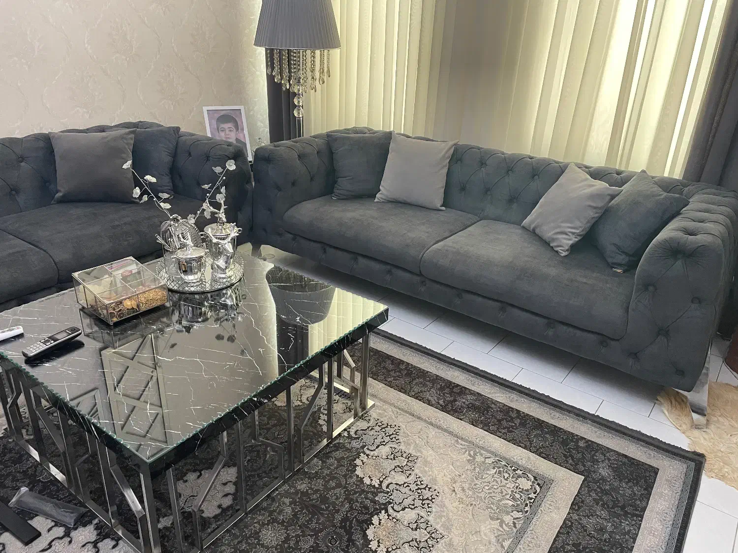 مبلمان هشت نفره در حد نو ( فروش فوری)|مبلمان خانگی و میز عسلی|کرج, شاهین‌ویلا|دیوار