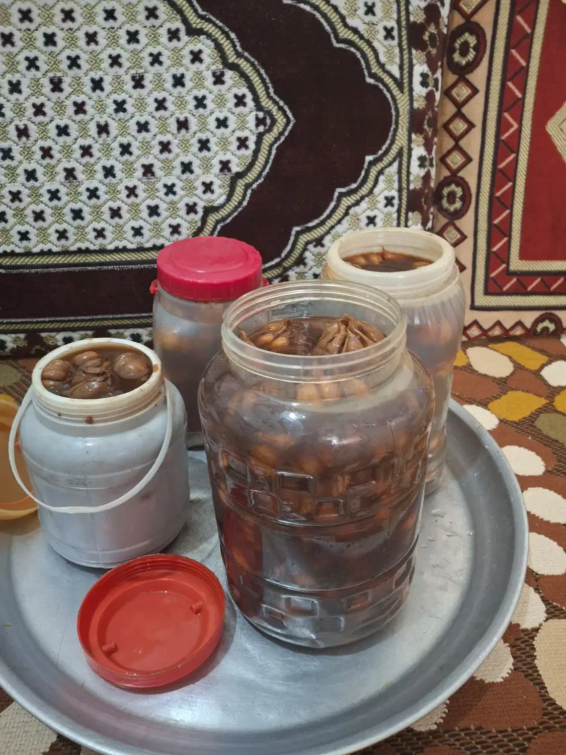 سیر ترشی خانگی .۷ساله ..خوش طعم|خوردنی و آشامیدنی|رشت, عینک|دیوار