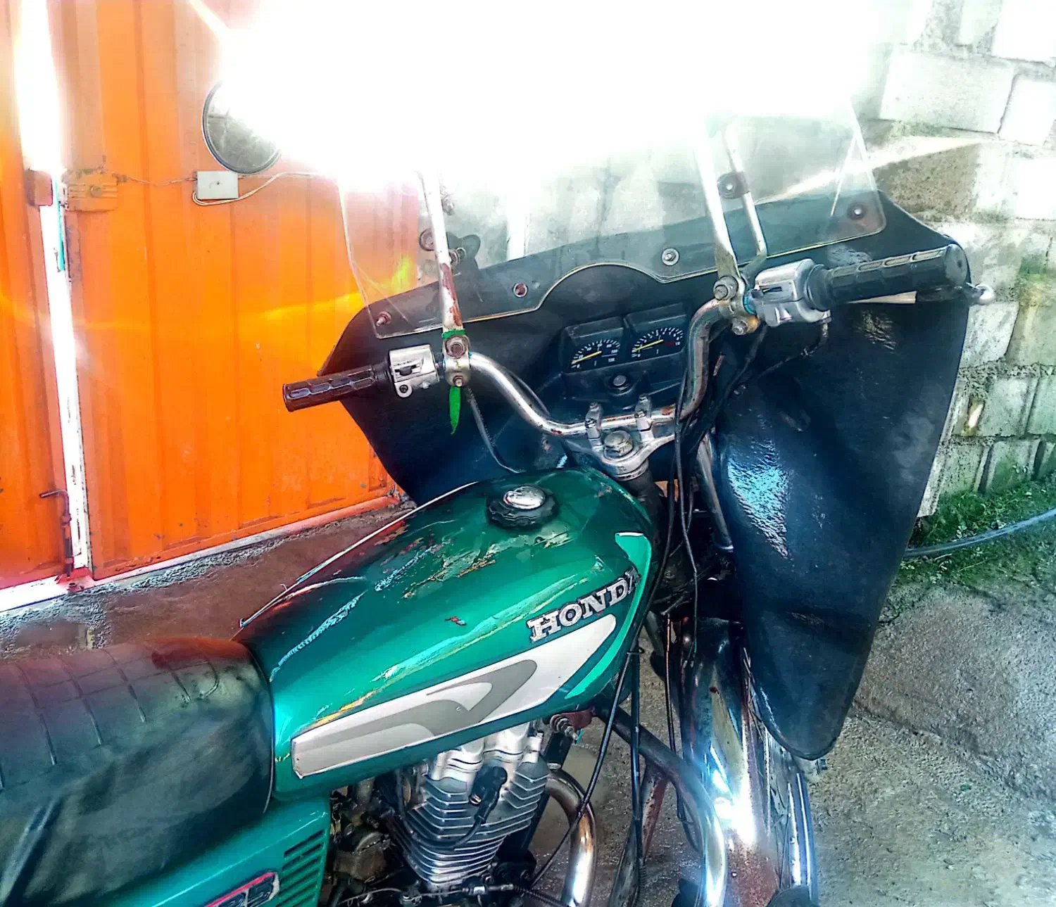 موتور 125|موتورسیکلت|زیرآب, |دیوار