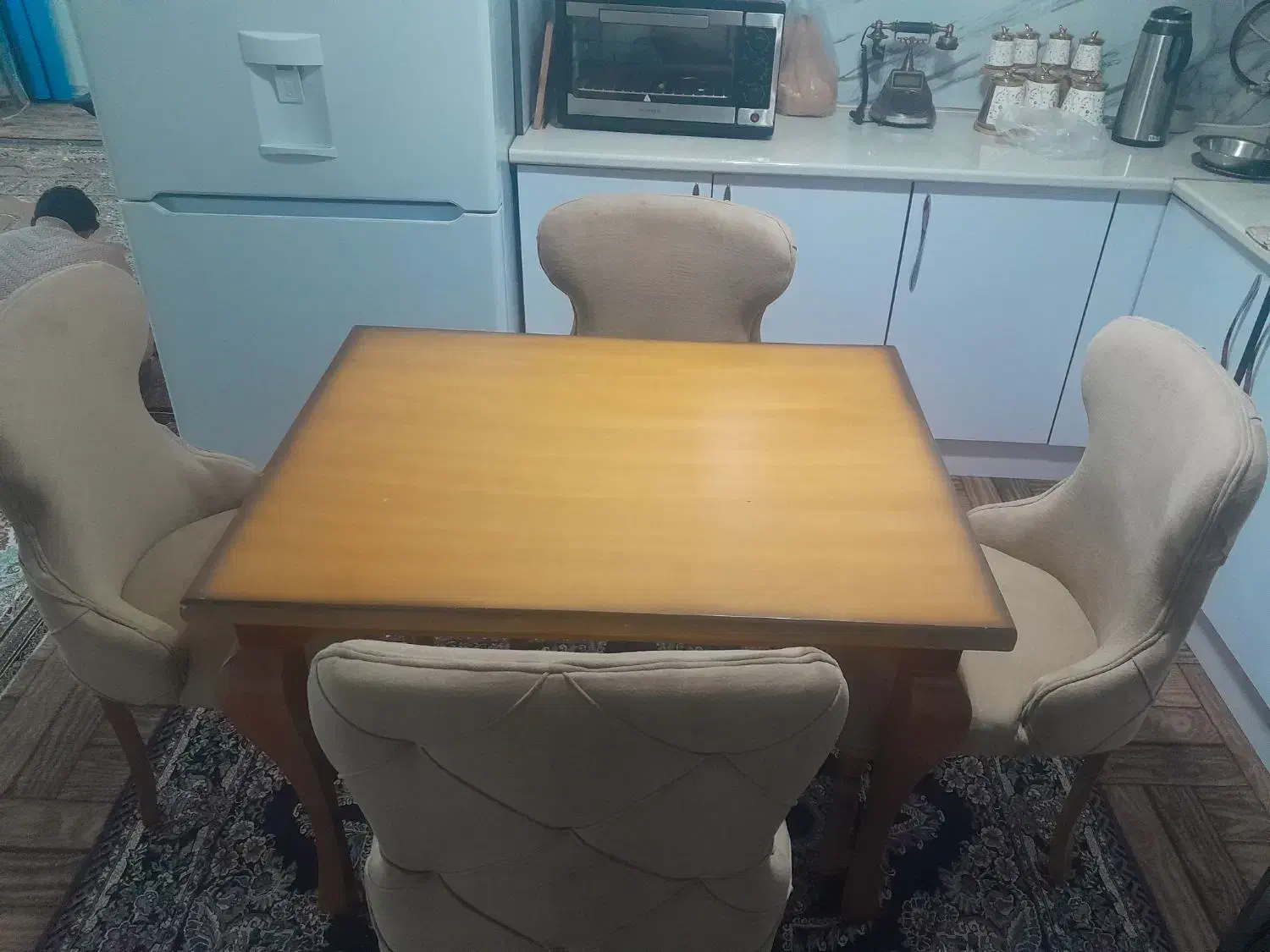 میز نهار خوری|میز و صندلی غذاخوری|بروجرد, |دیوار