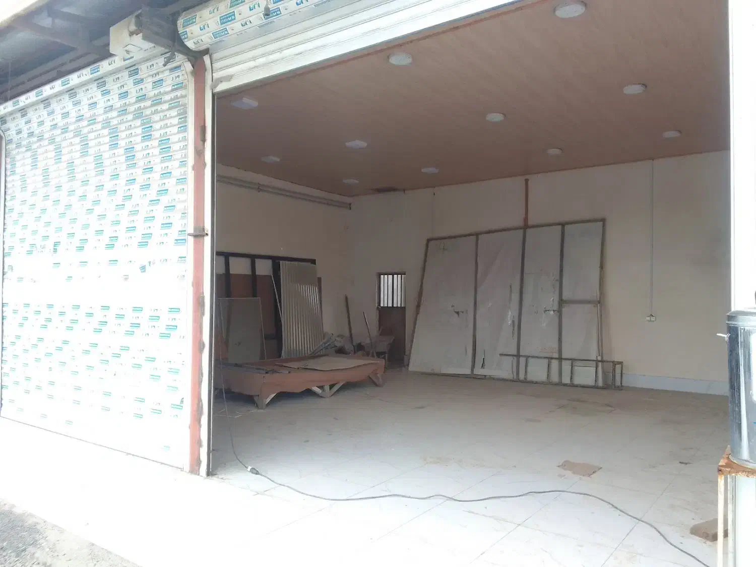 مغازه ۶۰ متری شیک/کمربندی شهر آمل|اجارهٔ مغازه و غرفه|آمل, |دیوار