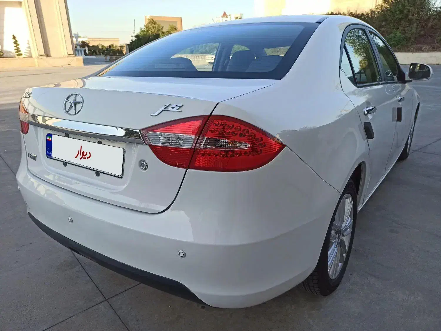 جک j5 مدل۹۶بیرنگ کم کار|خودرو سواری و وانت|تهران, نیروی هوایی (پیروزی)|دیوار