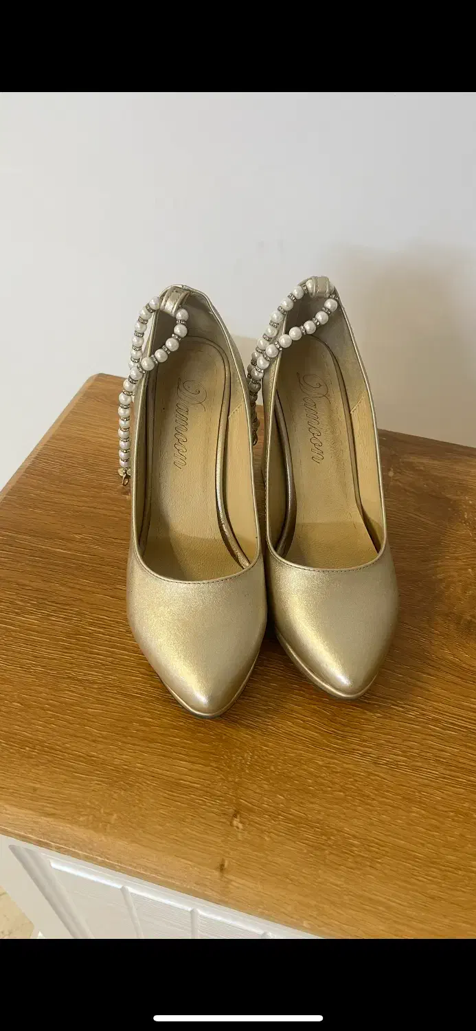 کفش مجلسی|کیف، کفش، کمربند|گرگان, |دیوار