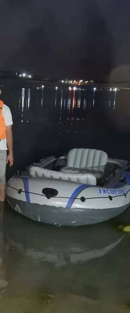 قایق چهار نفره اینتکس|قایق و سایر وسایل نقلیه|شیراز, شیخ روزبهان|دیوار