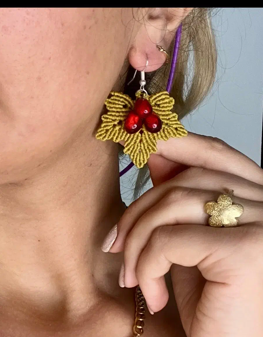 گوشواره دستبافت یلدایی|زیورآلات و اکسسوری|بندر انزلی, عباس آباد|دیوار