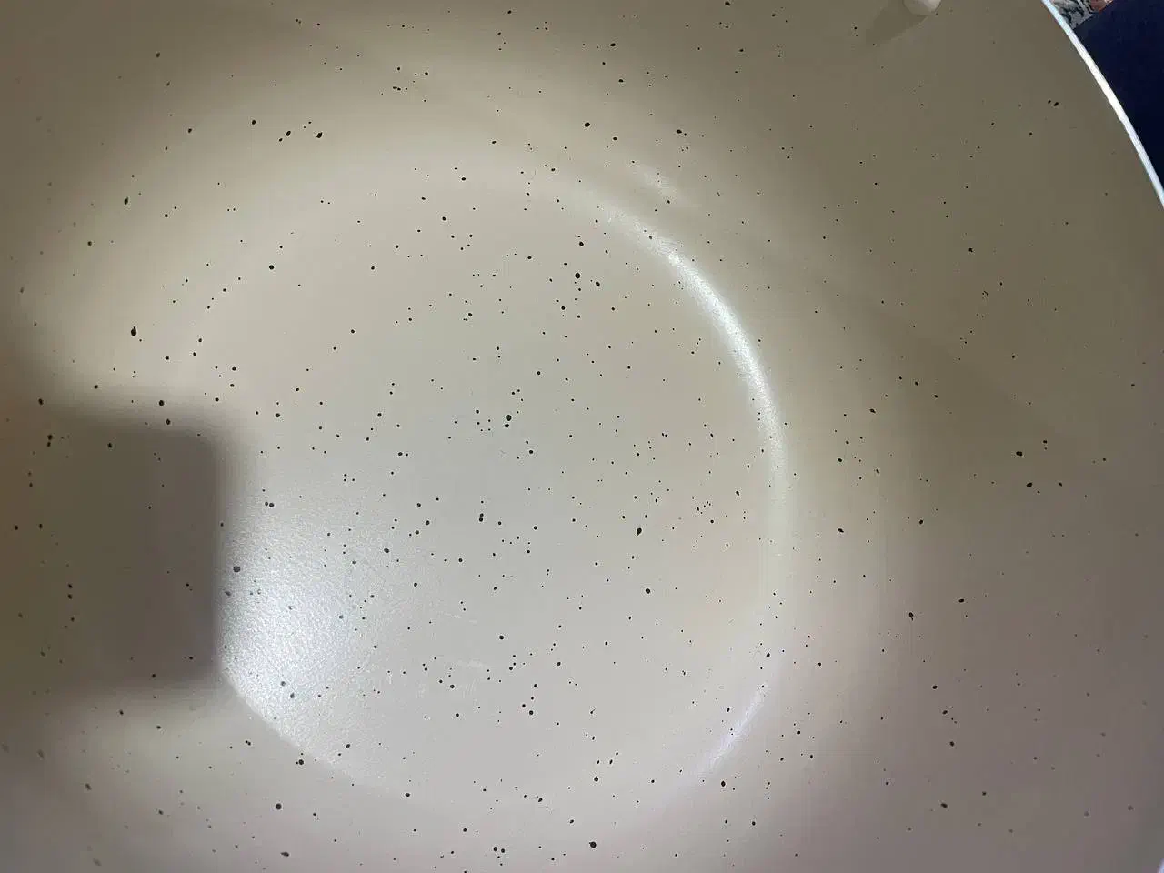 قابلمه گرانیت نو نو|ظروف پخت‌وپز|اراک, |دیوار