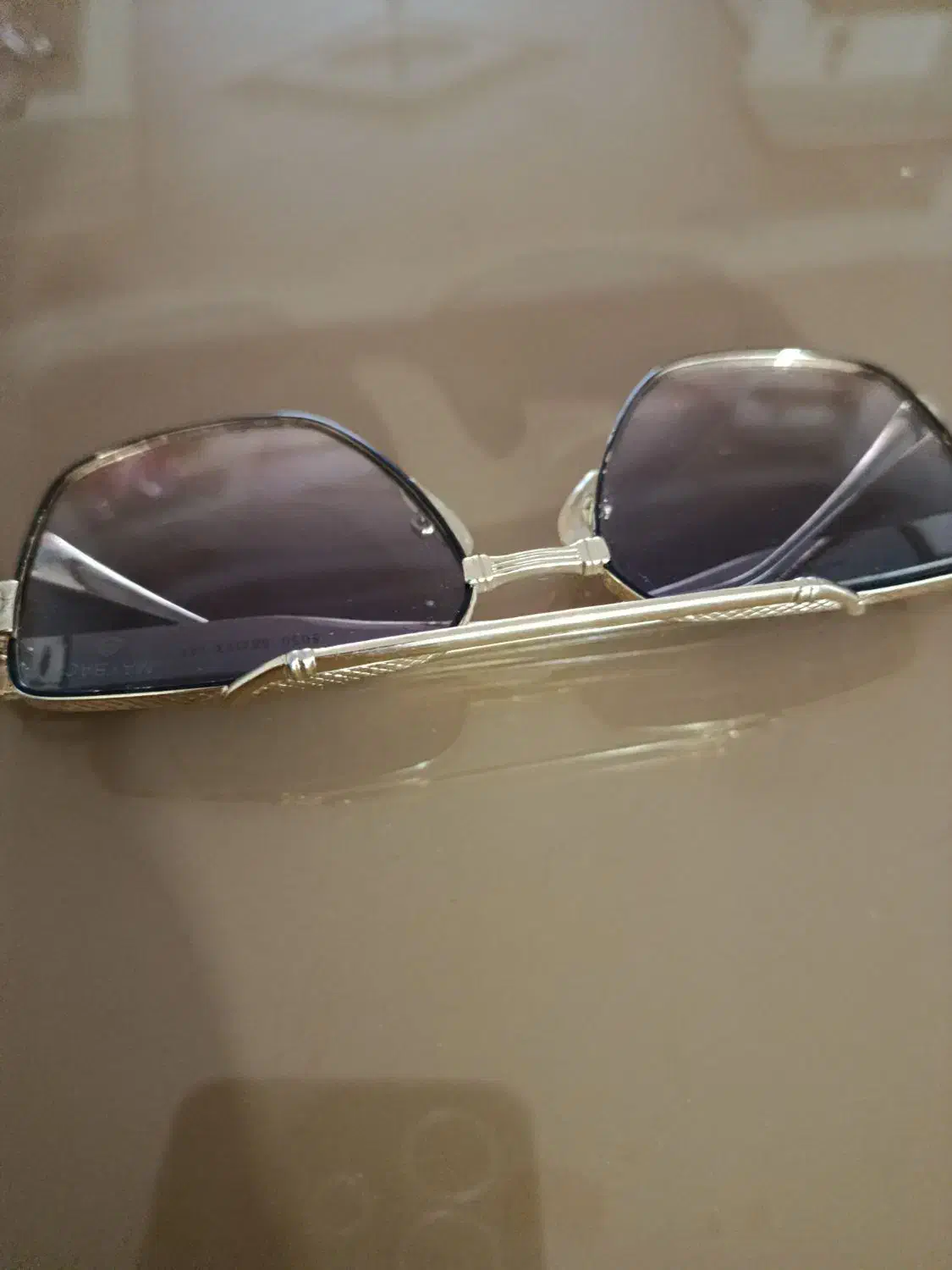 عینک|کیف، کفش، کمربند|ارومیه, |دیوار