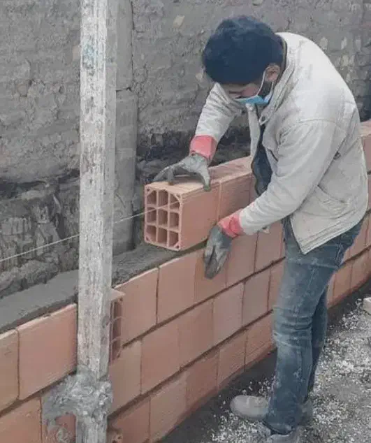 شناژ‌ کار و‌ سنگ‌ چینی‌ و‌ همه ی‌ کارهای‌ ساختمان|خدمات پیشه و مهارت|آبادان, |دیوار