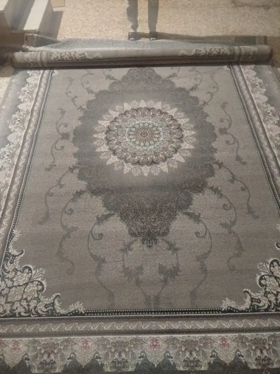 فرش فروشی سیار در شاهین شهر،درب منزل شمافرش۱۲متری|فرش|شاهین‌شهر, پاسداران|دیوار