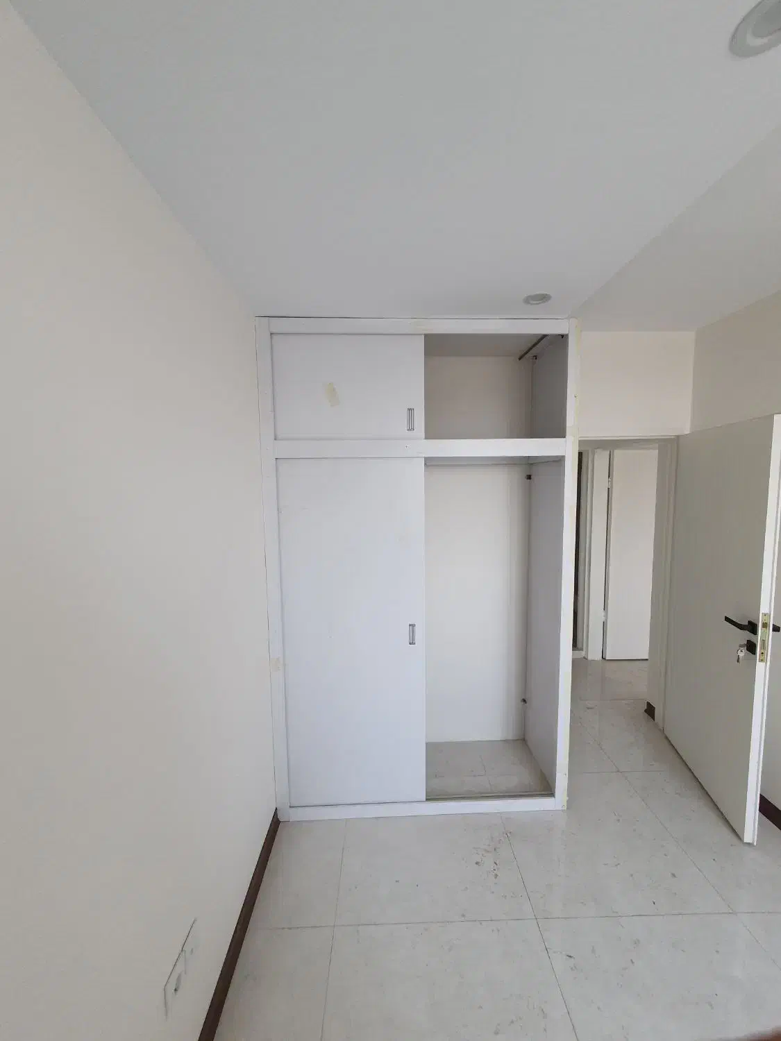 آپارتمان ۱۲۵ متری نوساز در حشمتیه|فروش آپارتمان|تهران, حشمتیه|دیوار