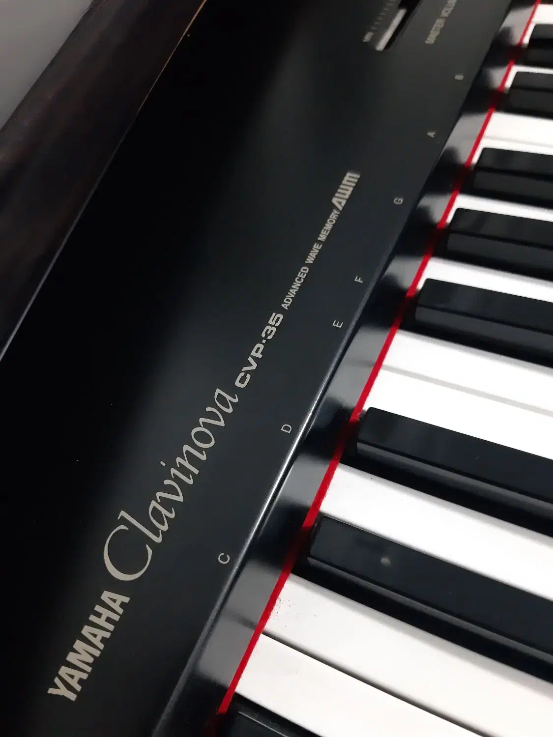 پیانو دیجیتال یاماها|پیانو، کیبورد، آکاردئون|رشت, حومه رشت|دیوار