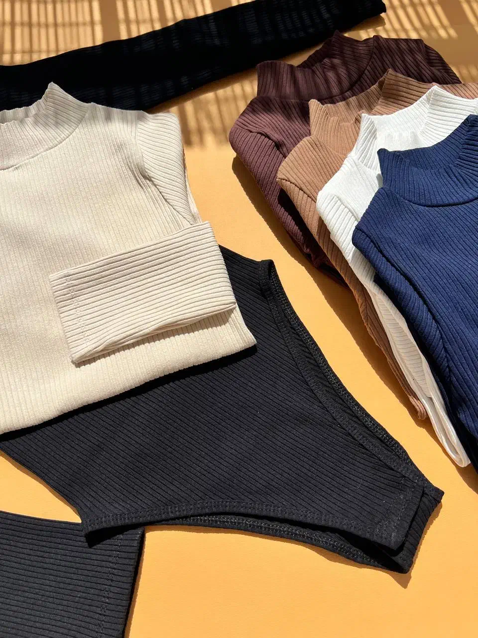 بادی|لباس|میانه, |دیوار