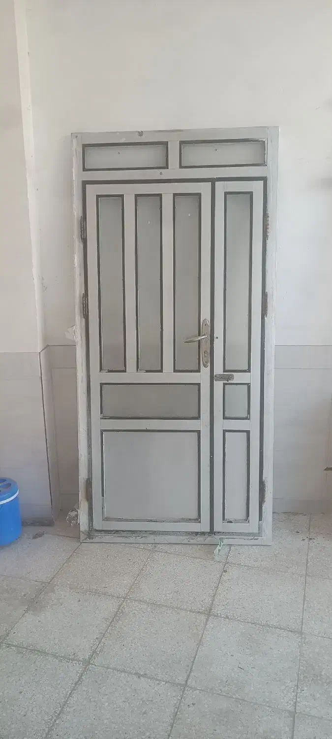 درآلمینیومی واهنی|مصالح و تجهیزات ساختمان|آق قلا, |دیوار