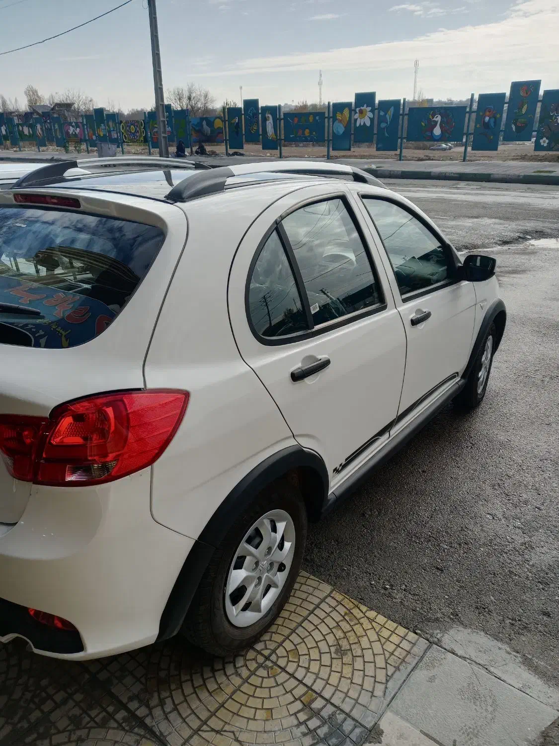 کویک سفید مشکی|خودرو سواری و وانت|کرمانشاه, |دیوار