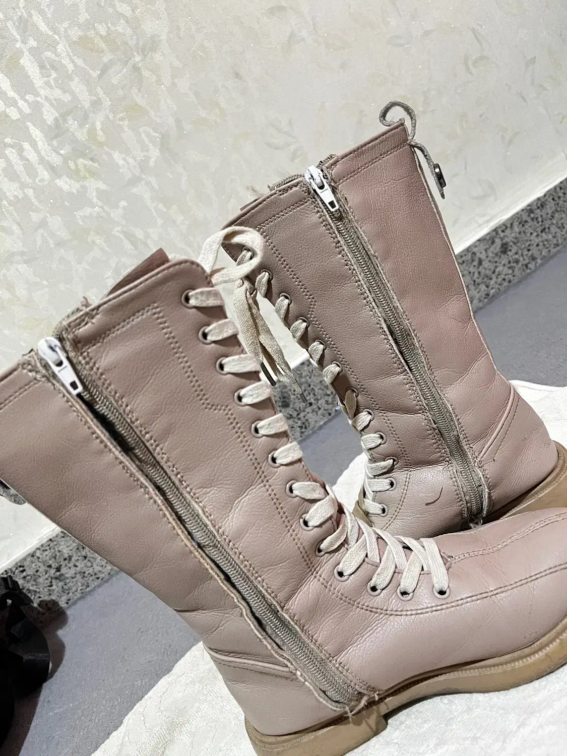 پوتین دخترانه قیمت مناسب کار کرده تمز|کیف، کفش، کمربند|سقز, |دیوار