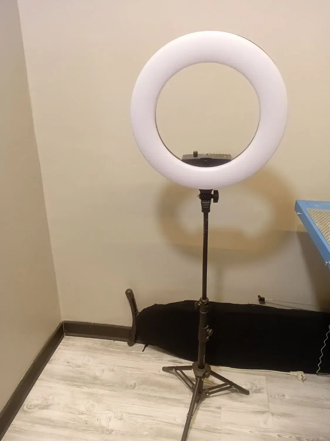 رینگ لایت نور آر جیبی|دوربین عکاسی و فیلم‌برداری|پردیس, فاز ۱۱|دیوار