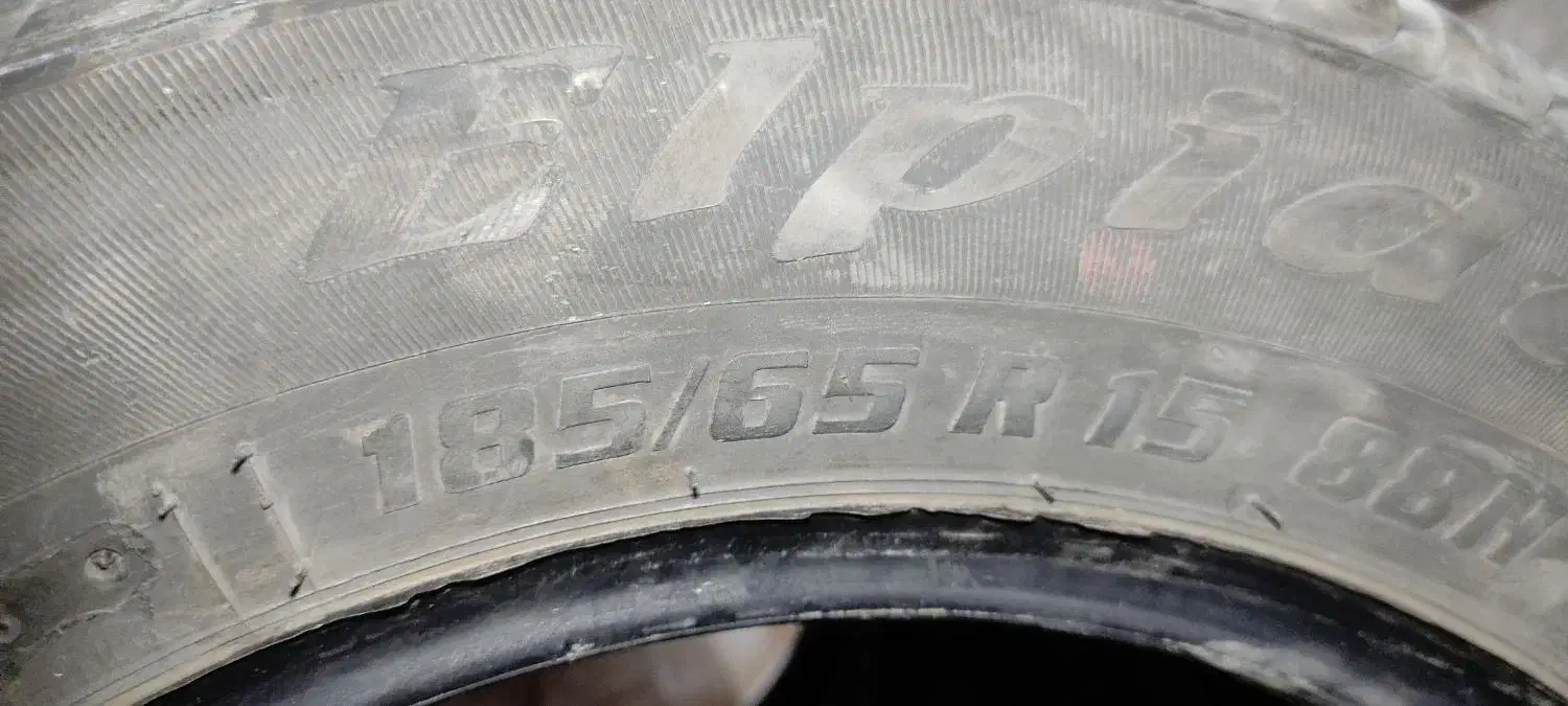 لاستیک 185.15.65ساندرو صفر|قطعات یدکی و لوازم جانبی|میبد, |دیوار