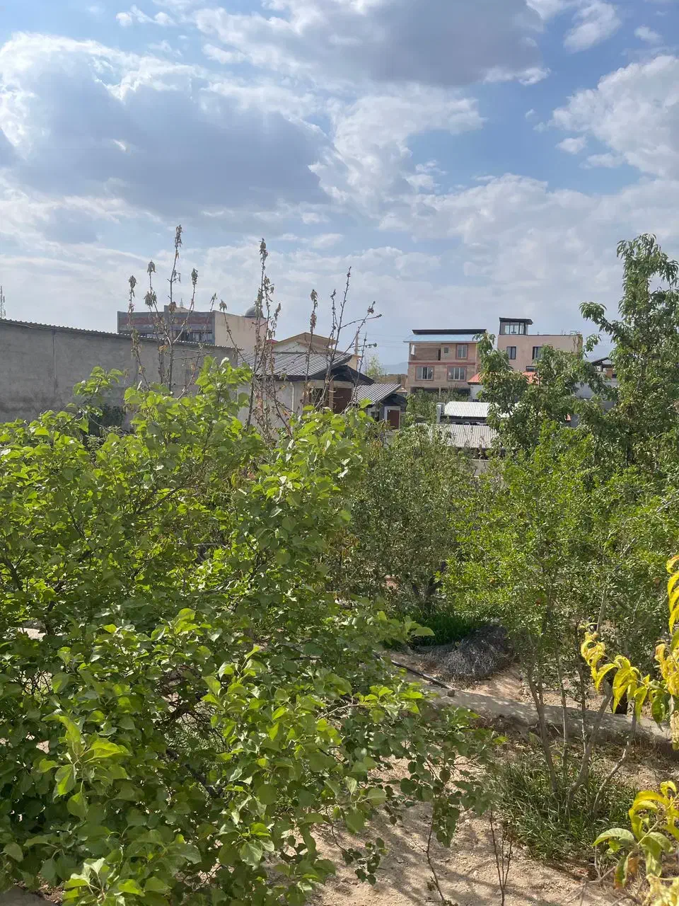 ویلاباغ۸۰۰زمین۷۰بناچشم انداز دوکله*مهرابادسروستان*|فروش خانه و ویلا|رودهن, |دیوار