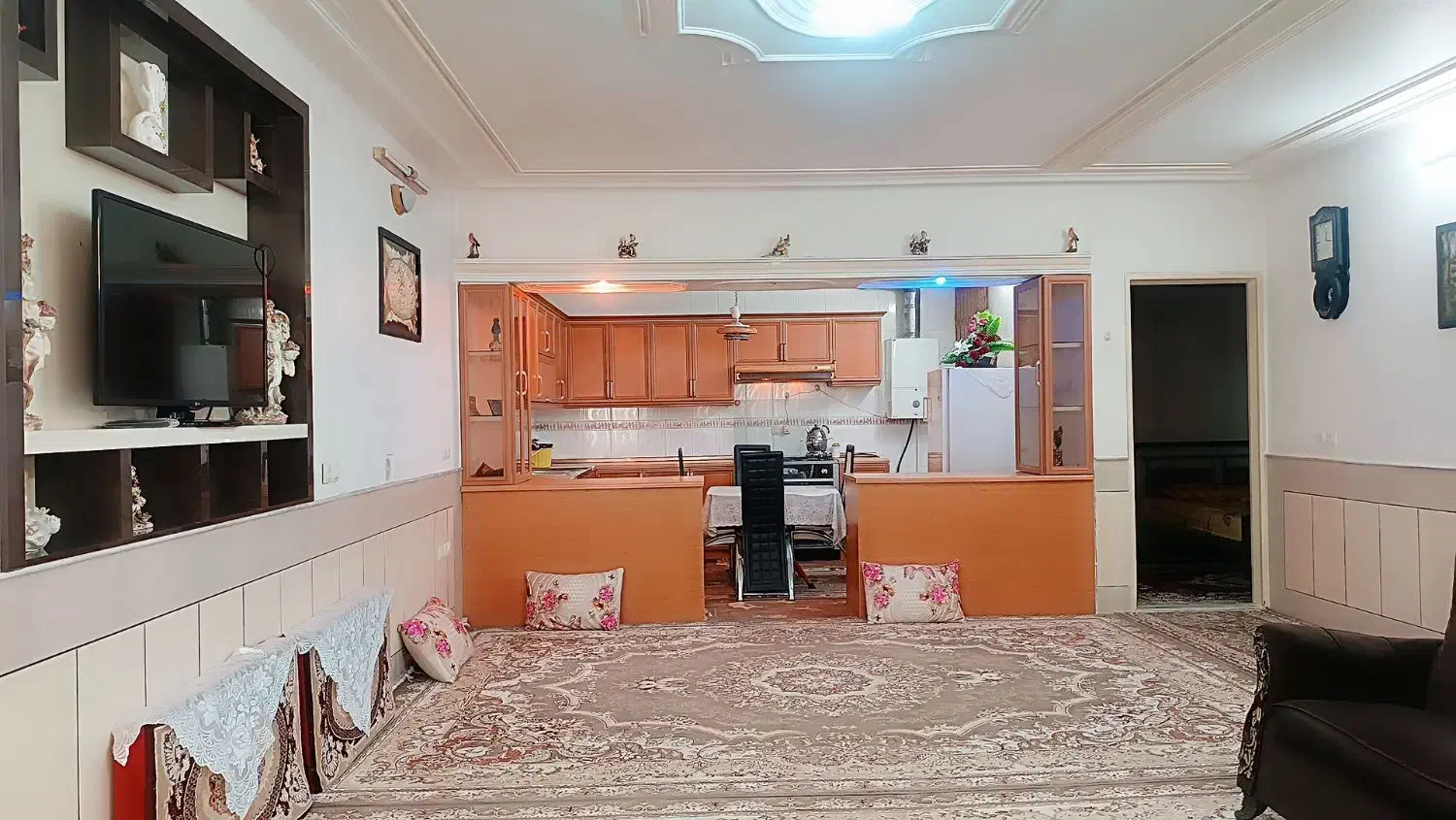 «اجاره خانه یک خوابه نزدیک جاذبه‌های کاشان»|اجارهٔ کوتاه‌مدت آپارتمان و سوئیت|کاشان, لتحر|دیوار